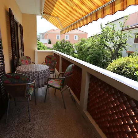 Apartman By The Sea Punat, Krk - 24811 *